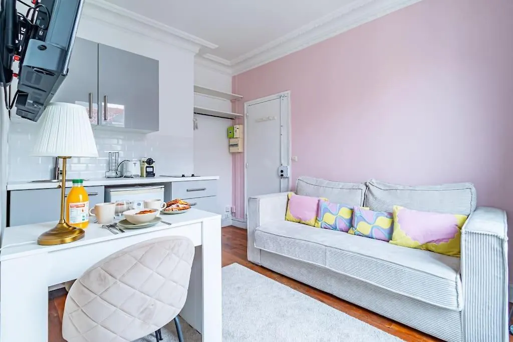 Apartament Flat Next To Montparnasse Train Station - II Paryż